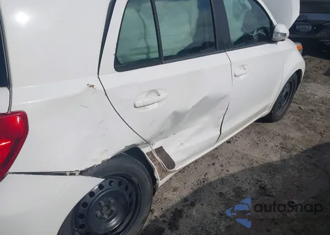 2010 Scion Xd z USA, uszkodzony, nr VIN JTKKU4B47A1002210